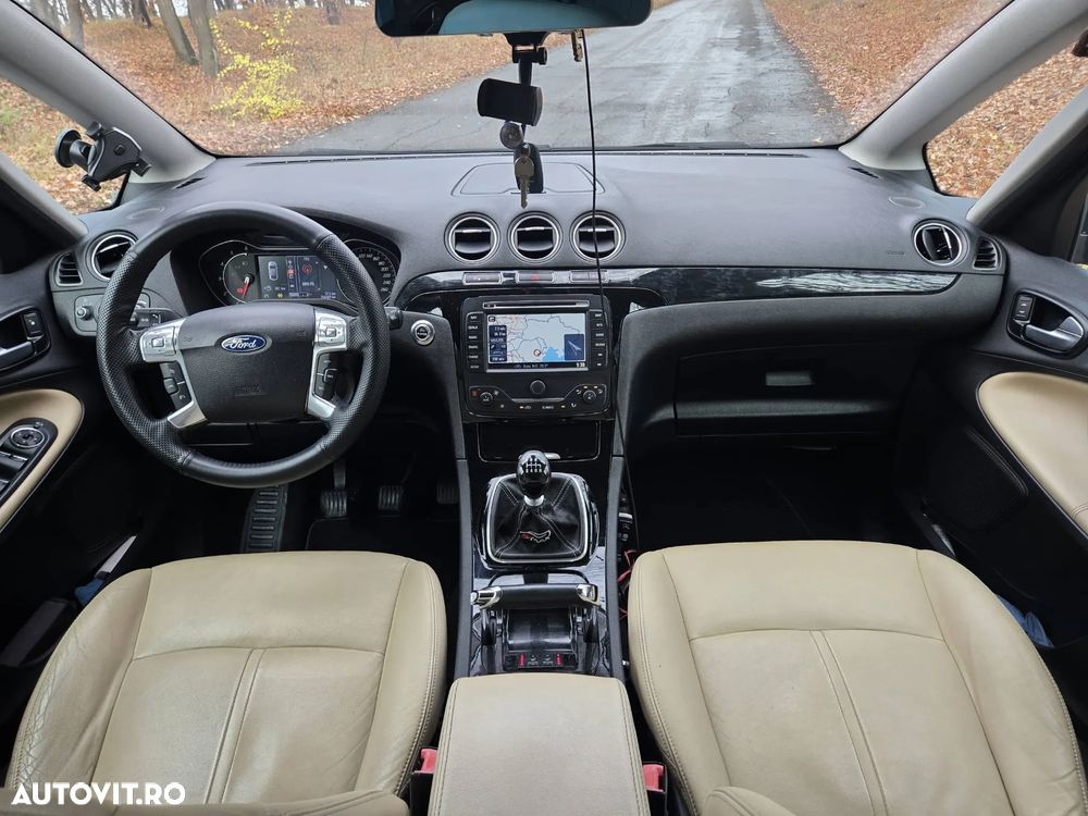 Ford S-Max 2.2 TDCi DPF Titanium - 24