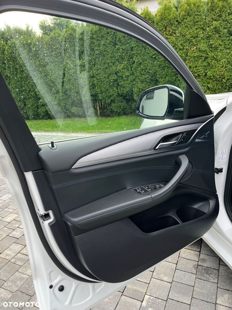 BMW X4 xDrive20d Edycja M Sport - 23