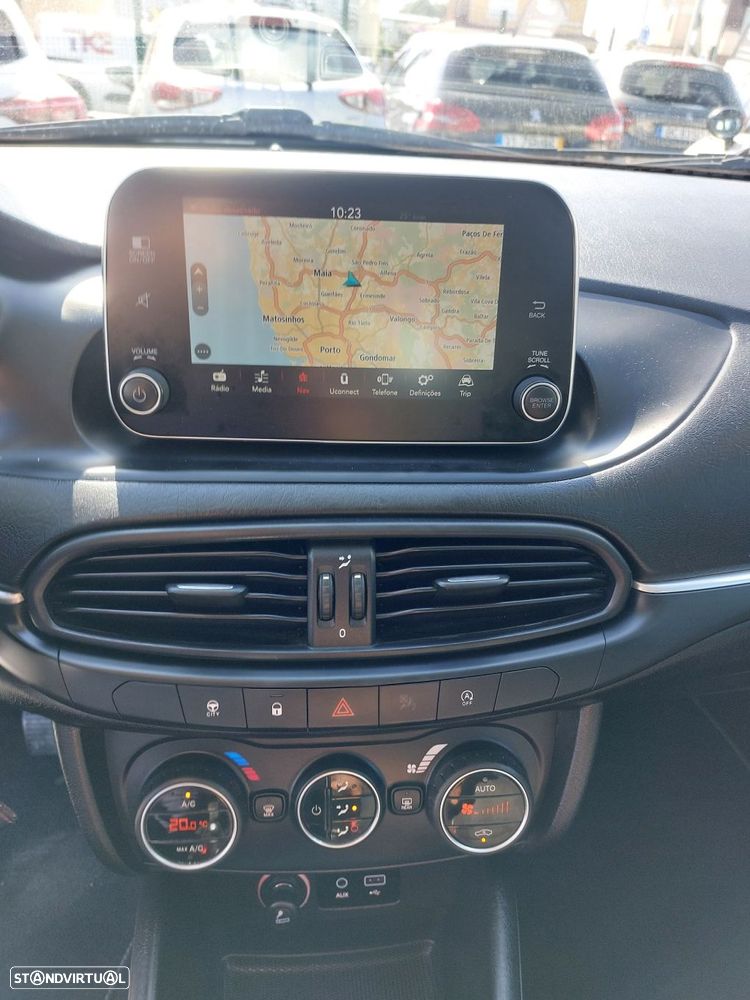 Fiat Tipo 1.3 M-Jet Lounge Tech J17 - 15