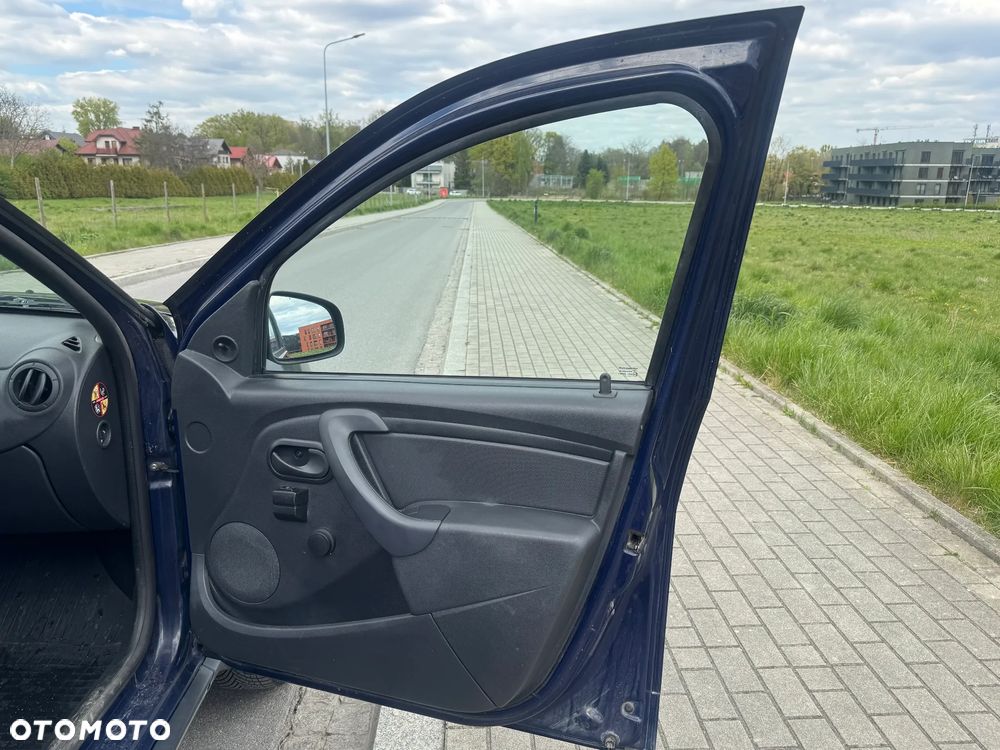 Dacia Duster 1.6 - 15