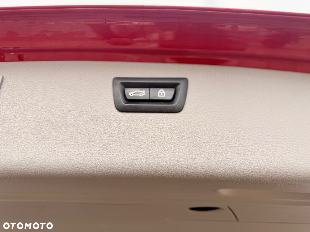 BMW Seria 3 316d Sport Line Shadow - 22