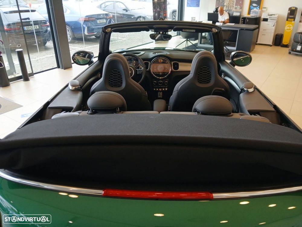 MINI Cabrio - 28