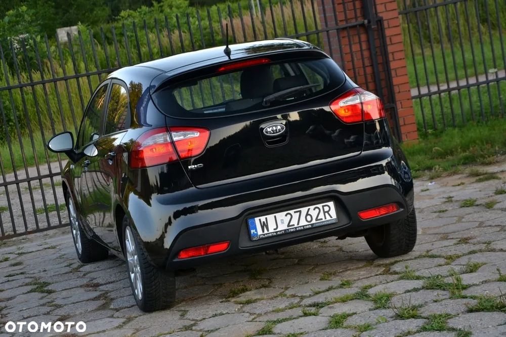 Kia Rio 1.4 Dream-Team Edition - 13