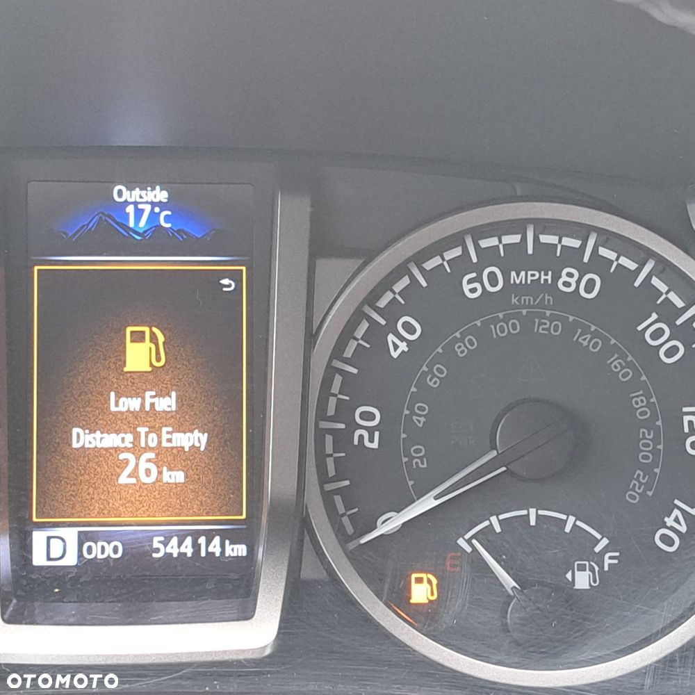 Toyota Tacoma - 5