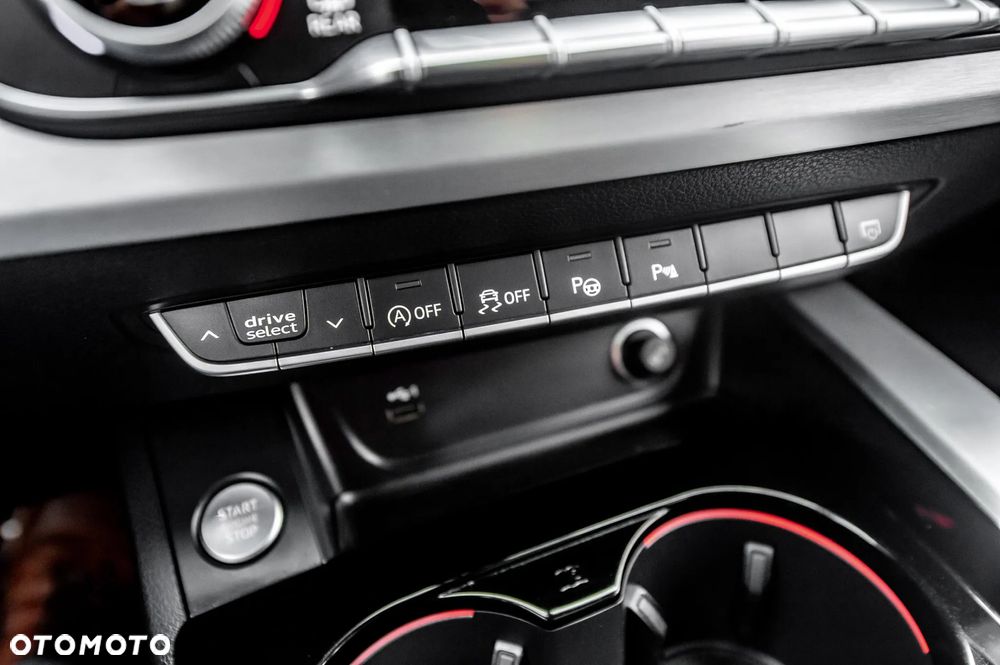 Audi A4 Avant 40 TDI quattro S tronic advanced - 38