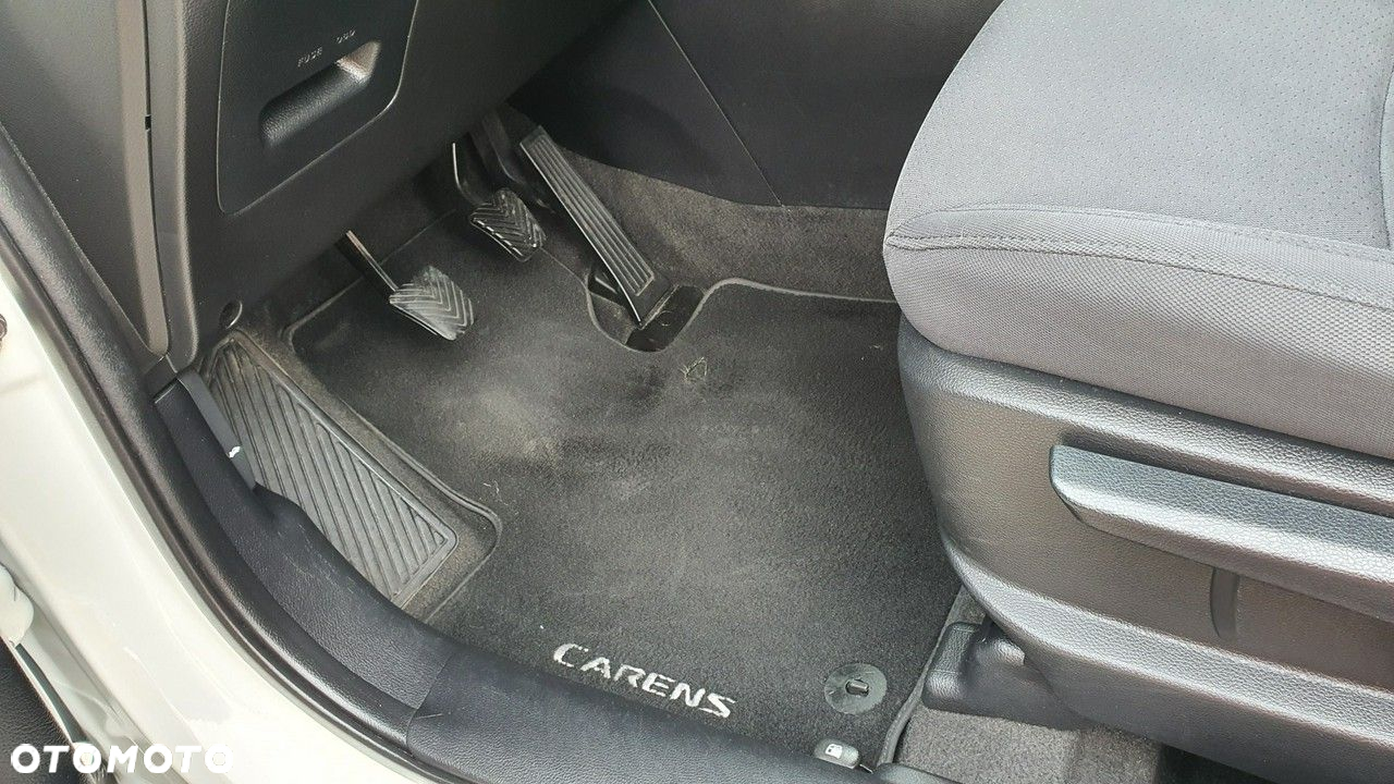 Kia Carens 1.7 CRDi S 7os - 16