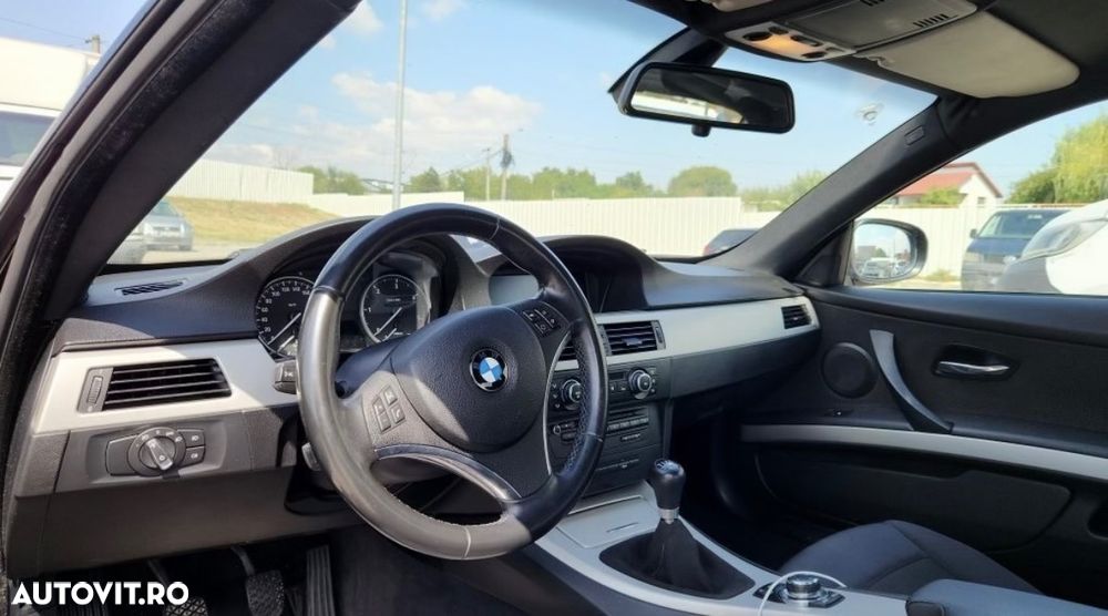 BMW Seria 3 320d Coupe - 7