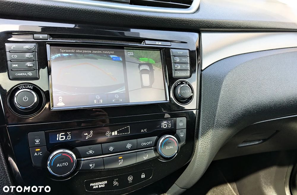 Nissan Qashqai 1.6 DIG-T Tekna+ - 28