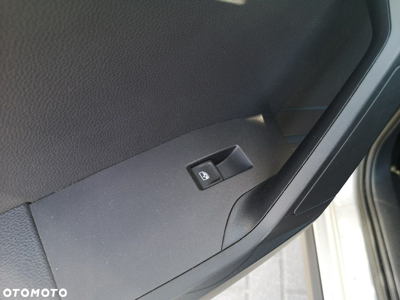 Seat Arona 1.0 TSI Style S&S - 13