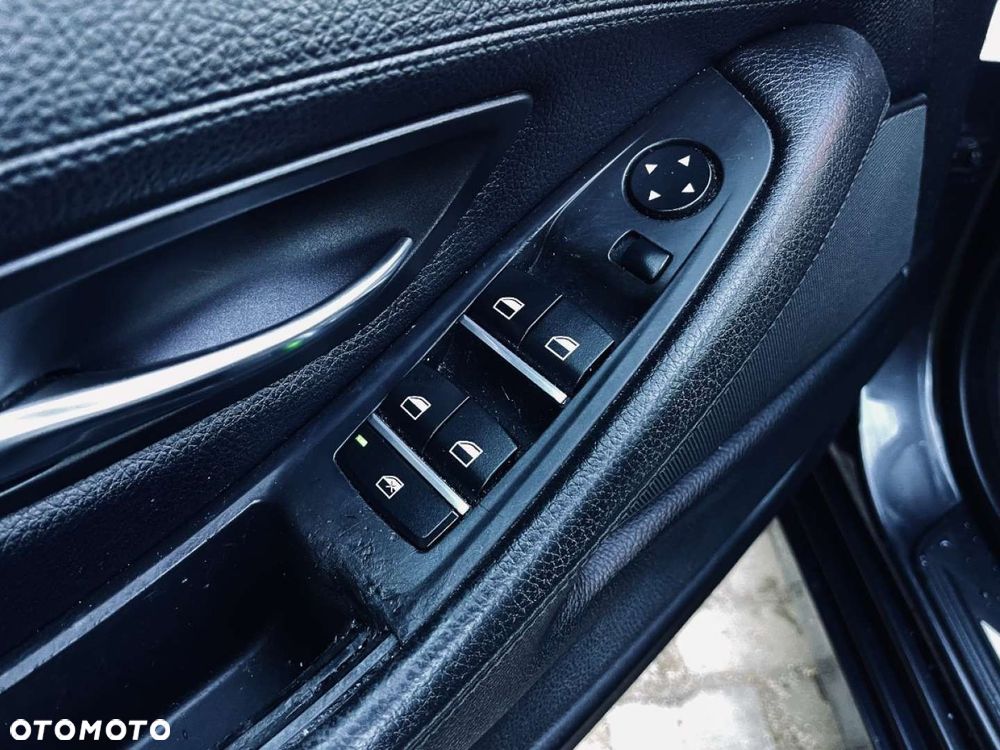 BMW Seria 5 - 21