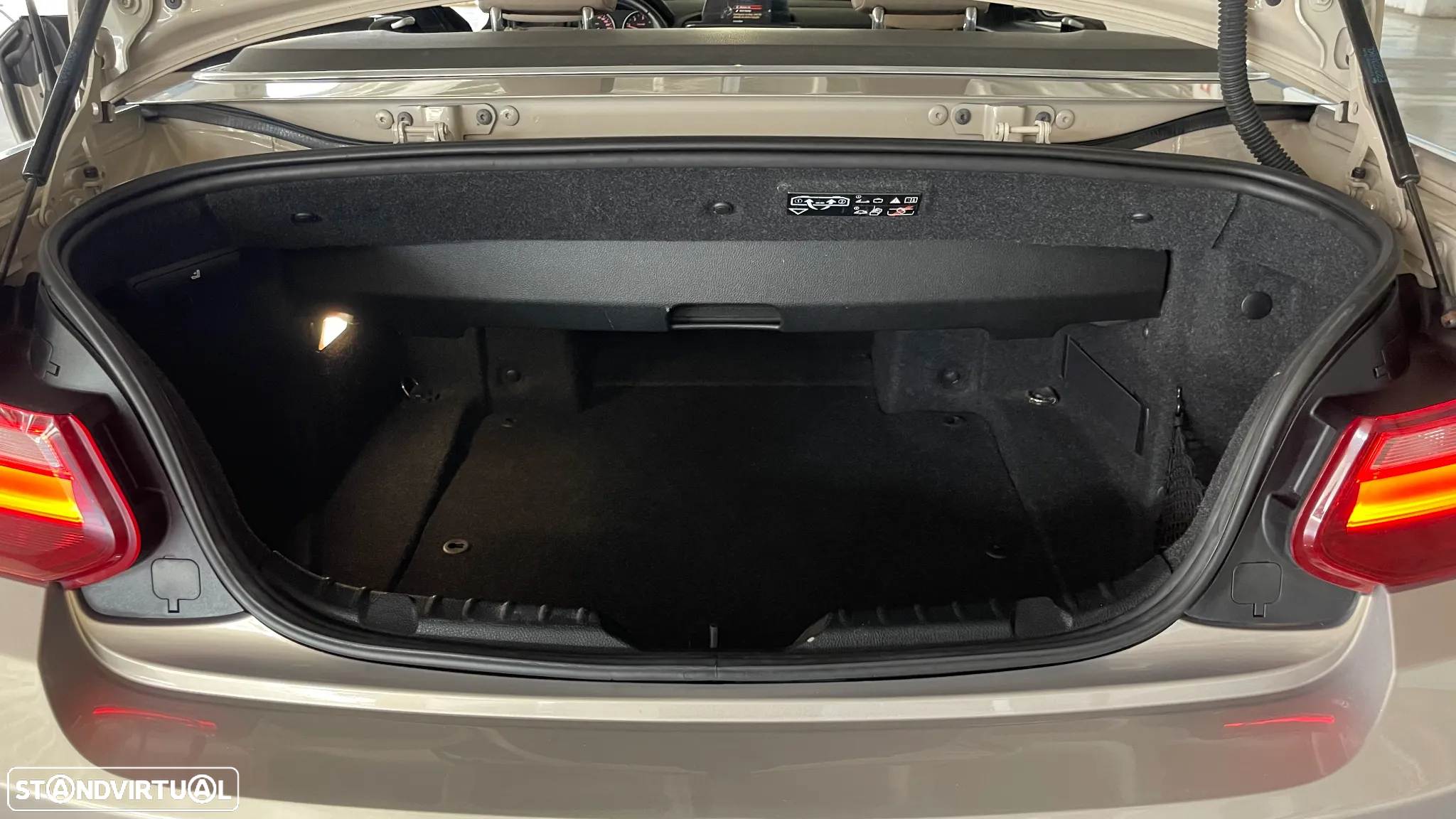 BMW 220 d Cabrio Aut. Luxury Line - 28