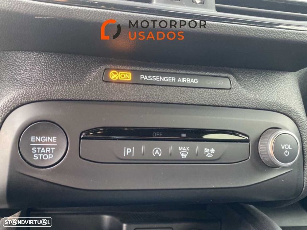 Ford Focus 1.0 EcoBoost MHEV ST-Line - 14