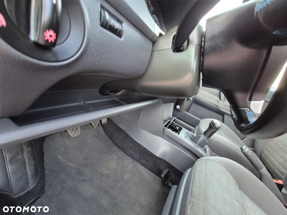 Volkswagen Polo 1.4 Tour Edition - 32