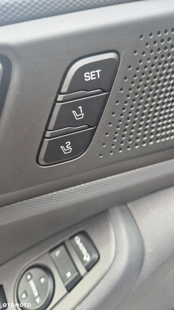 Hyundai IONIQ - 6