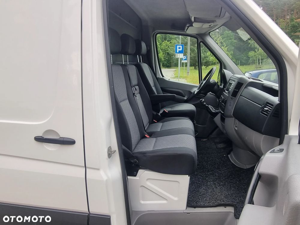 Volkswagen Crafter - 17