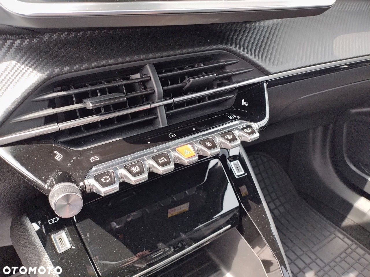 Peugeot 2008 1.2 PureTech Allure S&S EAT8 - 16