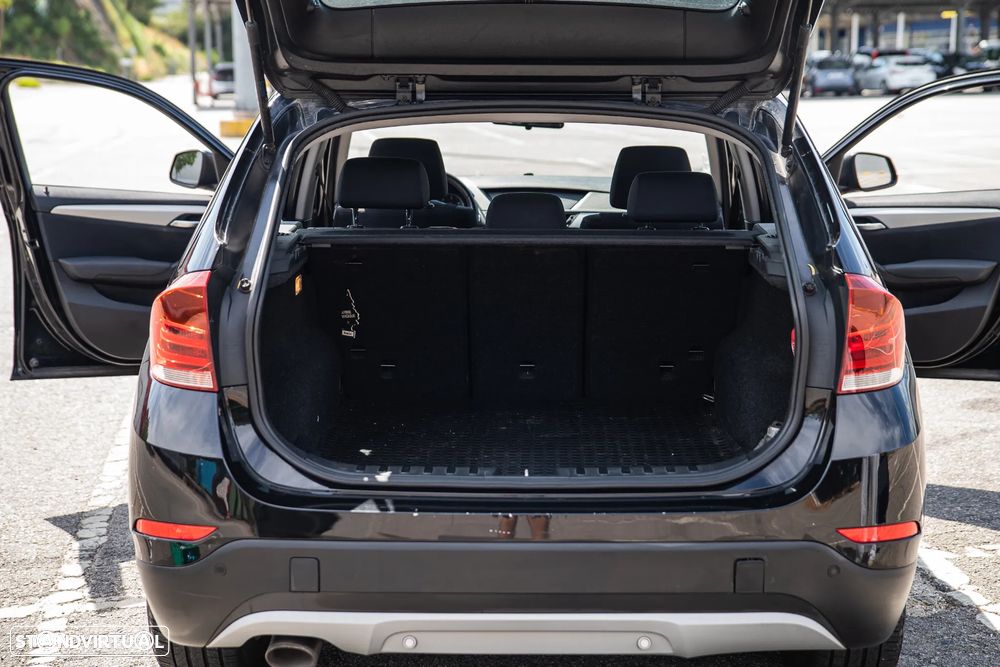 BMW X1 sDrive18d - 12