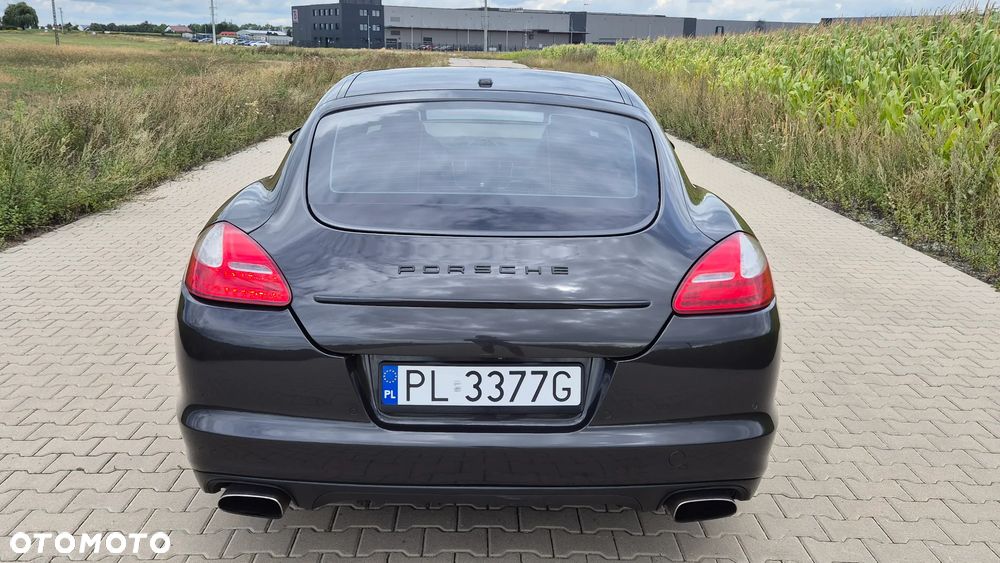 Porsche Panamera - 15
