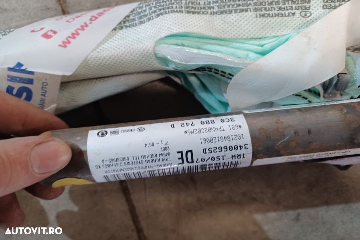 Airbag cortina stanga 3C0880742D Volkswagen VW Passat B6 [2005 - 2010 - 5