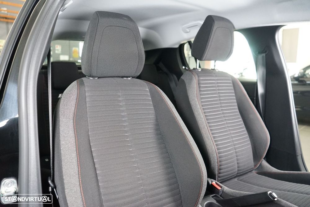 Peugeot 208 1.2 PureTech Active - 35