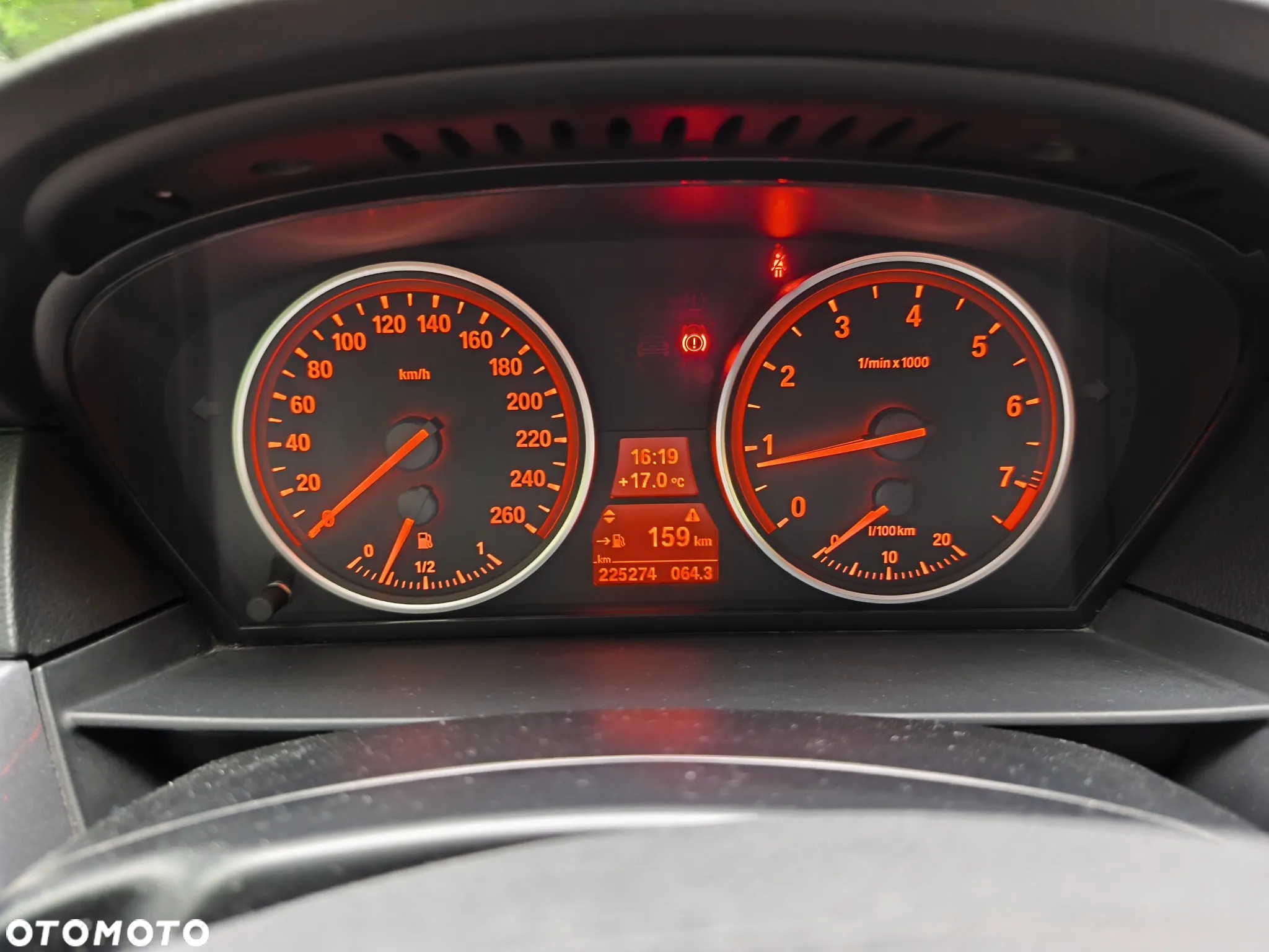 BMW Seria 5 520i - 10
