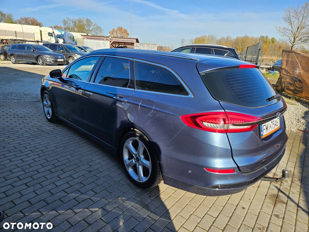 Ford Mondeo 2.0 TDCi Titanium PowerShift - 9