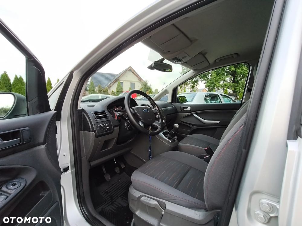 Ford C-MAX 1.8 Ghia - 21