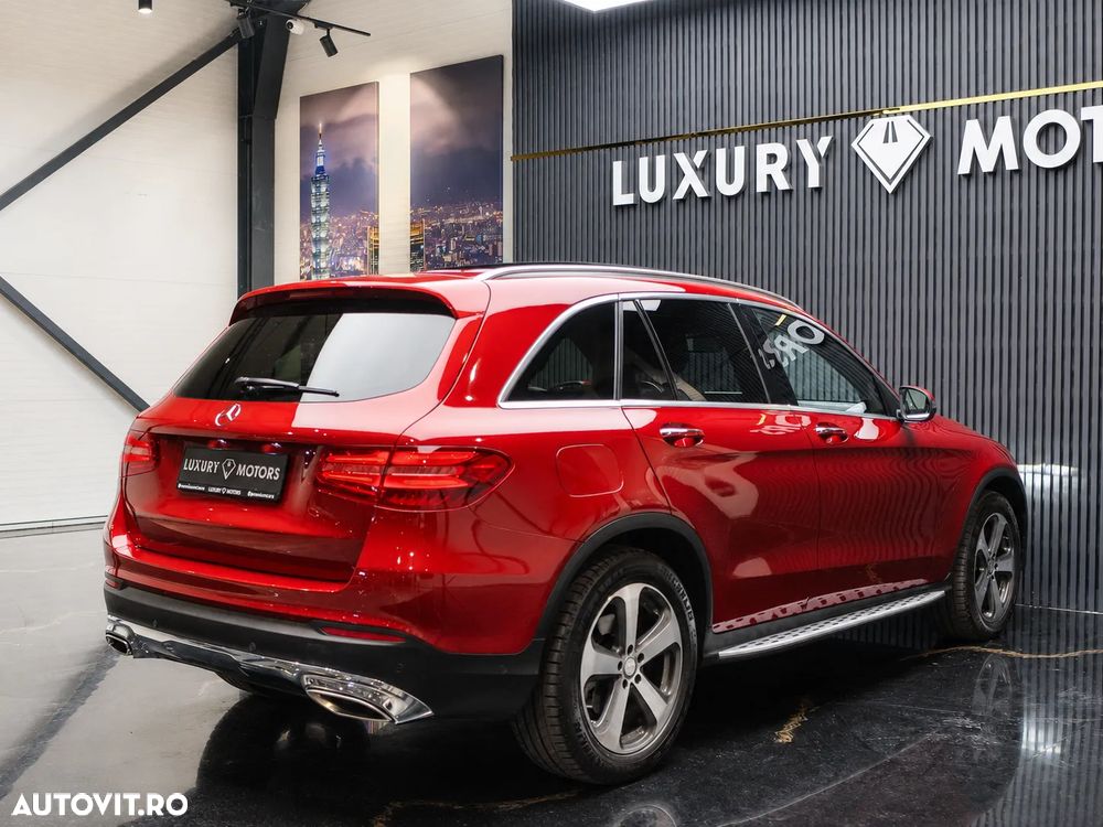 Mercedes-Benz GLC 250 4MATIC 9G-TRONIC AMG Line - 10