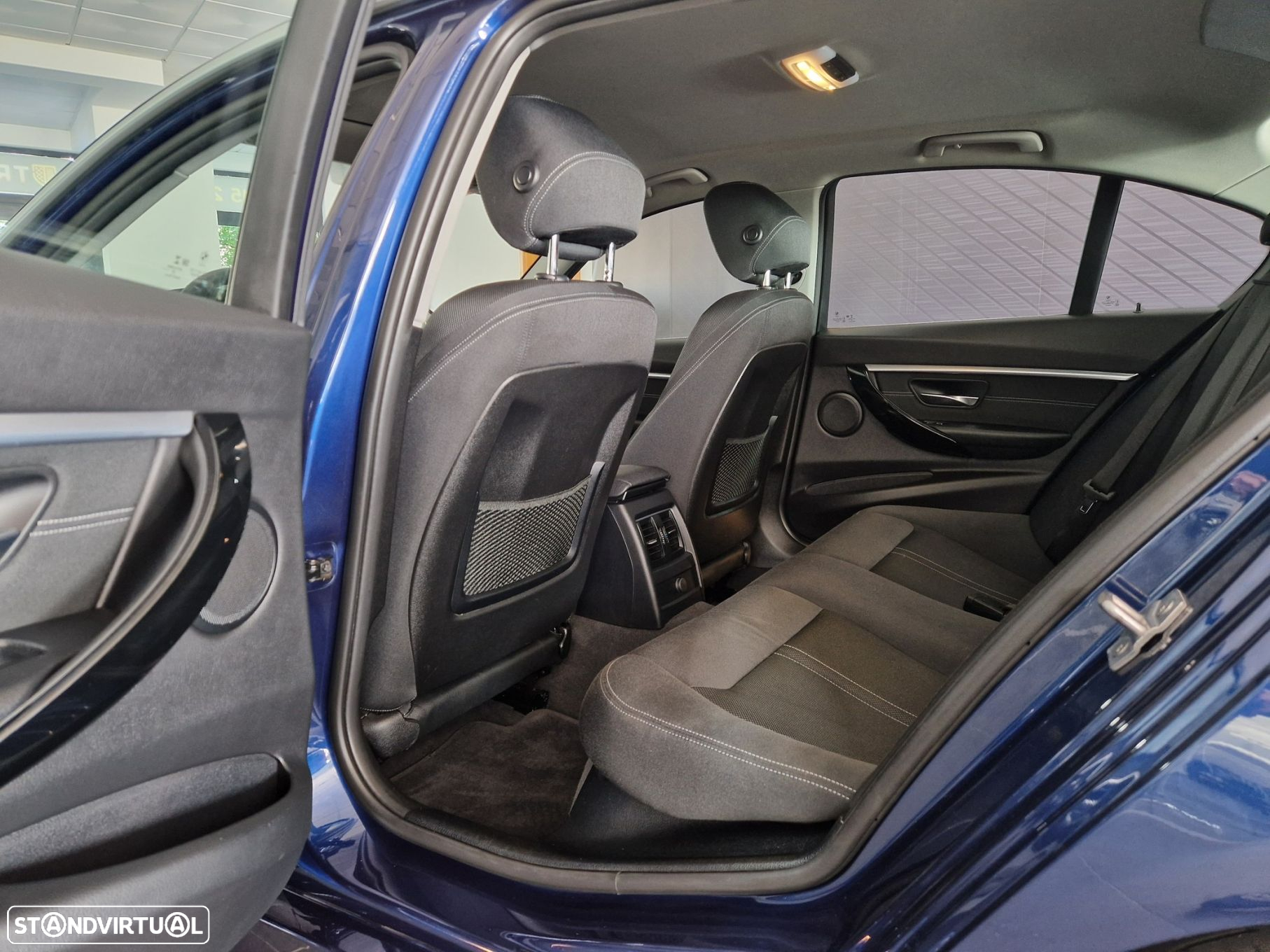 BMW 318 d Line Sport Auto - 22