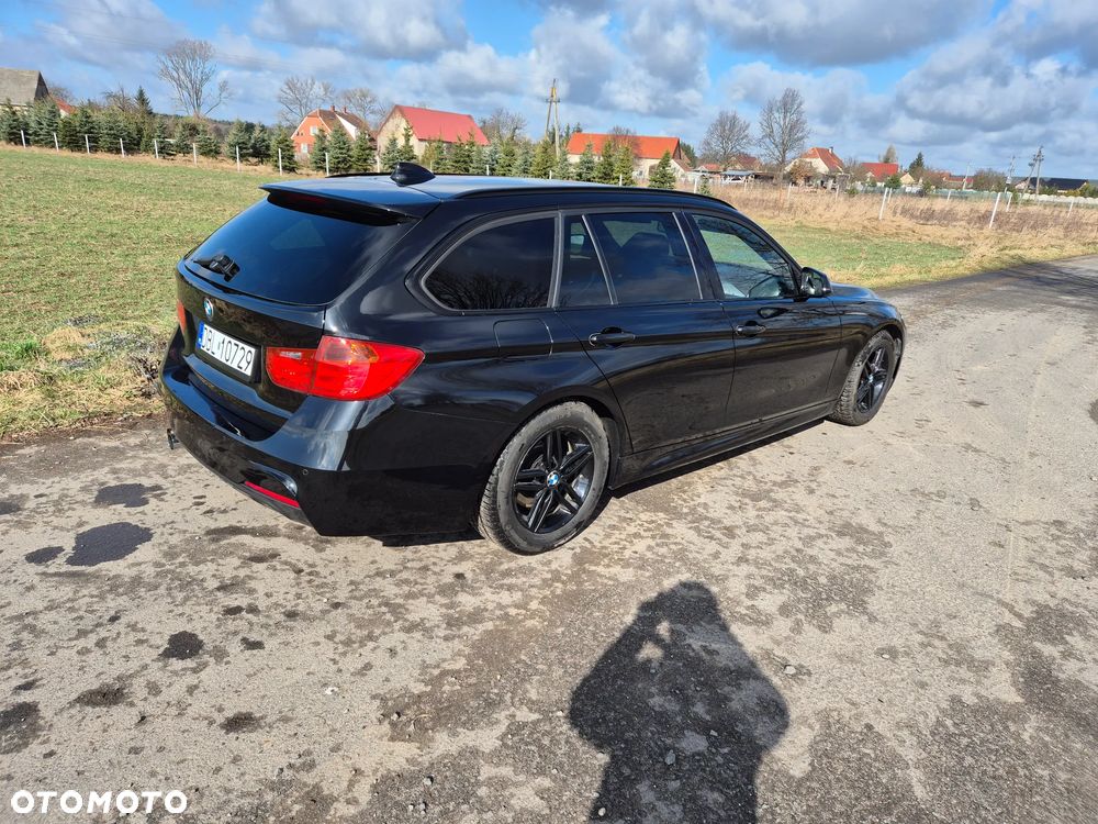 BMW Seria 3 318d xDrive M Sport - 4