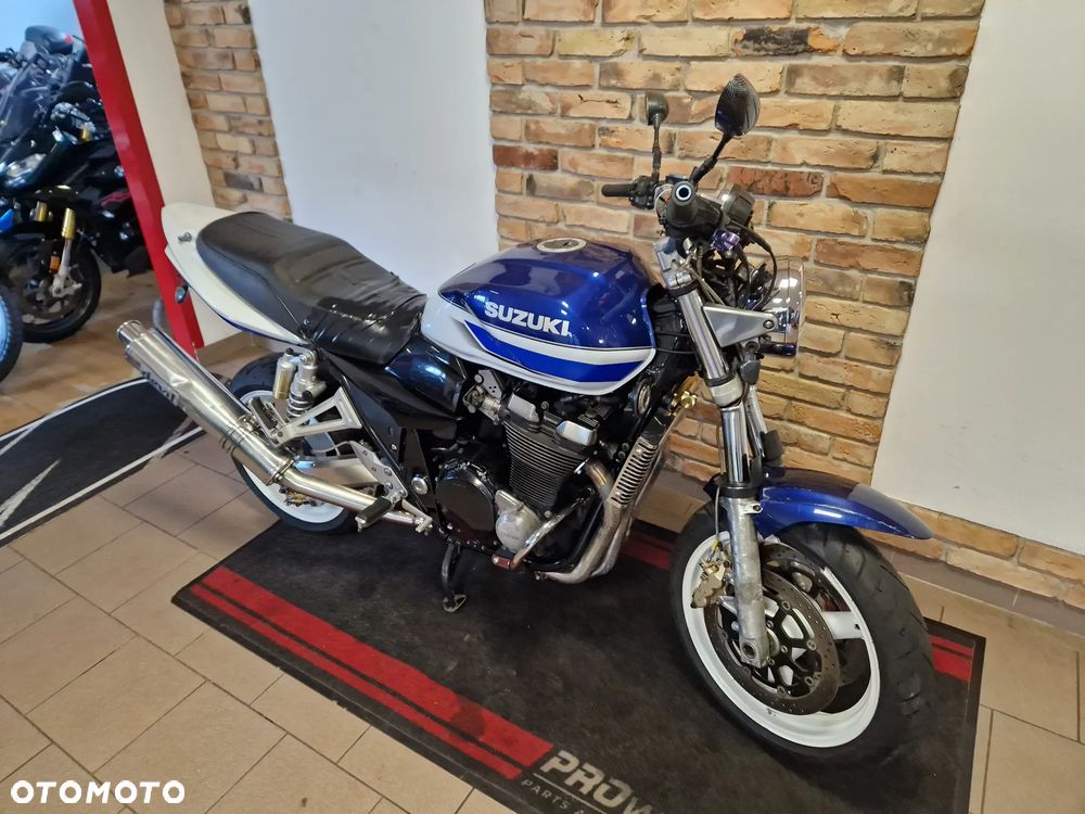 Suzuki GSX - 5