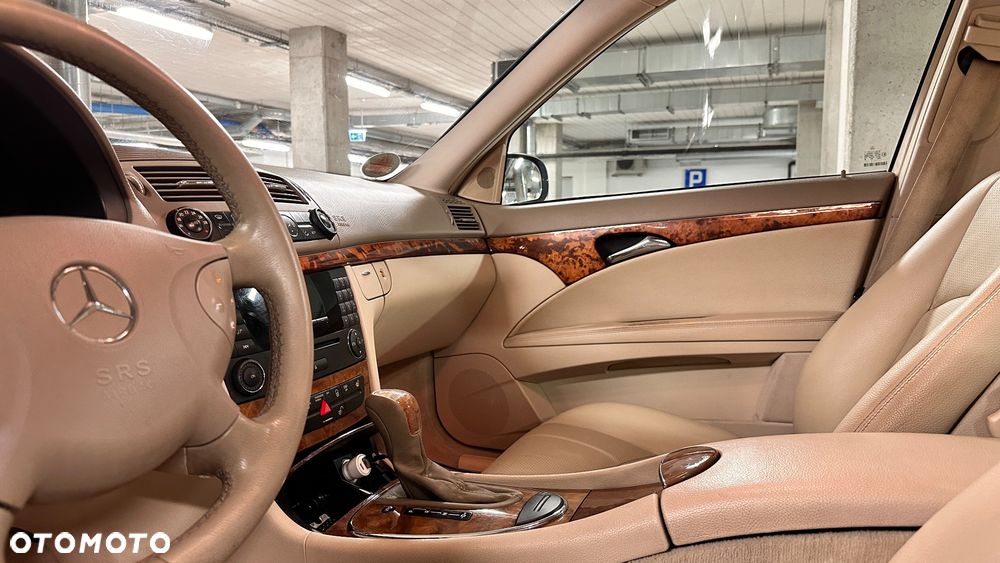 Mercedes-Benz Klasa E 200 Kompressor Automatik Elegance - 9