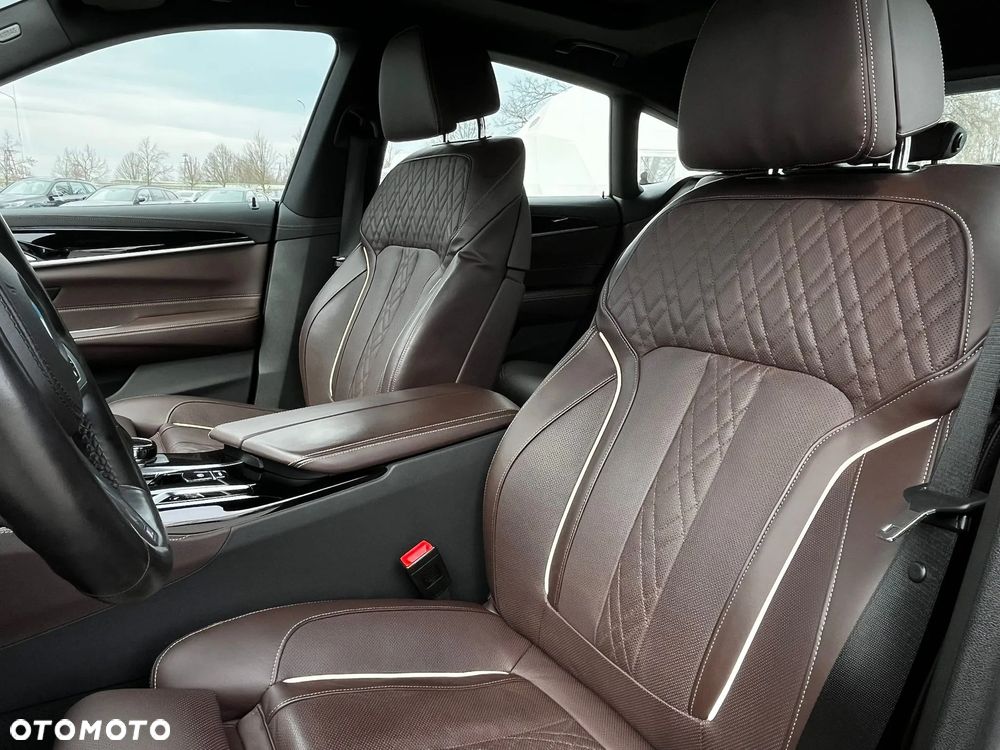 BMW Seria 6 640d xDrive - 13