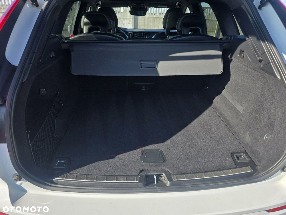 Volvo XC 60 D4 SCR AWD R-Design - 31