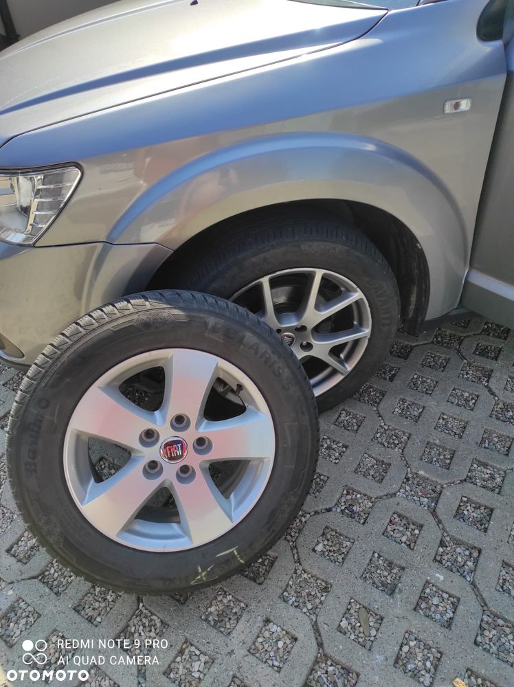 Fiat Freemont 2.0 Multijet Lounge AWD - 3