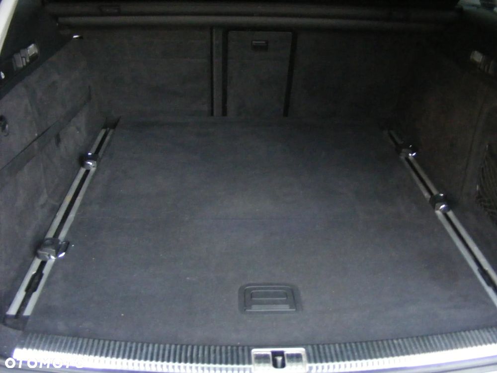 Audi A6 Avant 3.0 TDI Quattro S tronic - 11