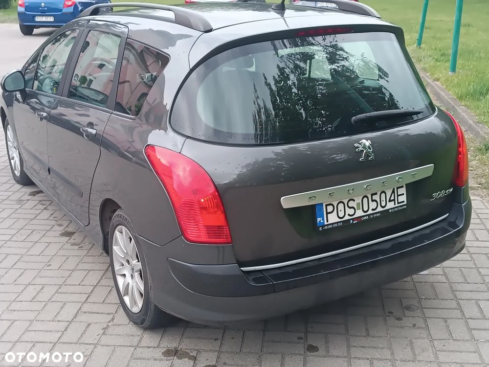 Peugeot 308 HDi FAP 90 Active - 11