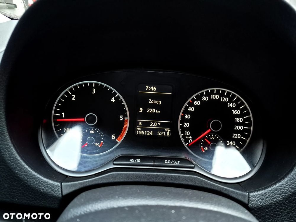 Volkswagen Amarok Double Cab 2.0 BiTDi 4MOTION Trendline - 21