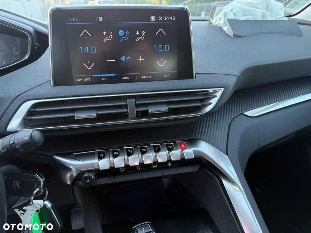 Peugeot 3008 1.6 BlueHDi Active S&S EAT6 - 12