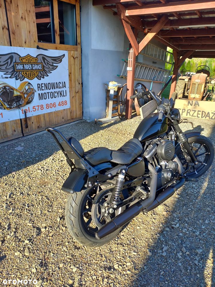 Harley-Davidson Sportster Iron 883 - 3