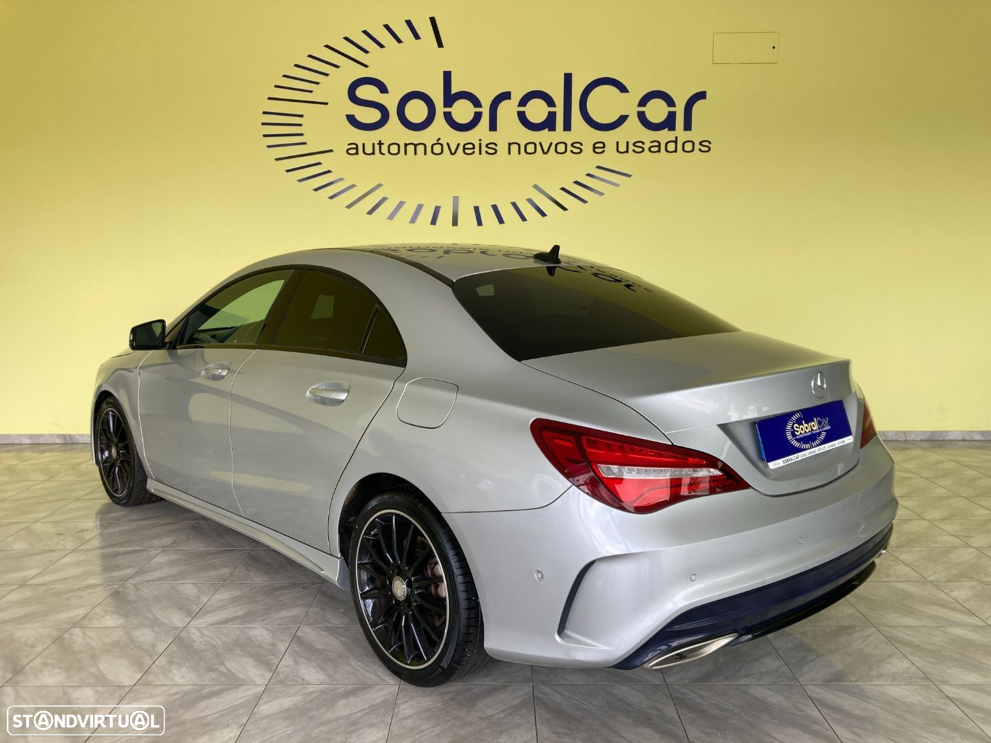 Mercedes-Benz CLA 180 d AMG Line - 4