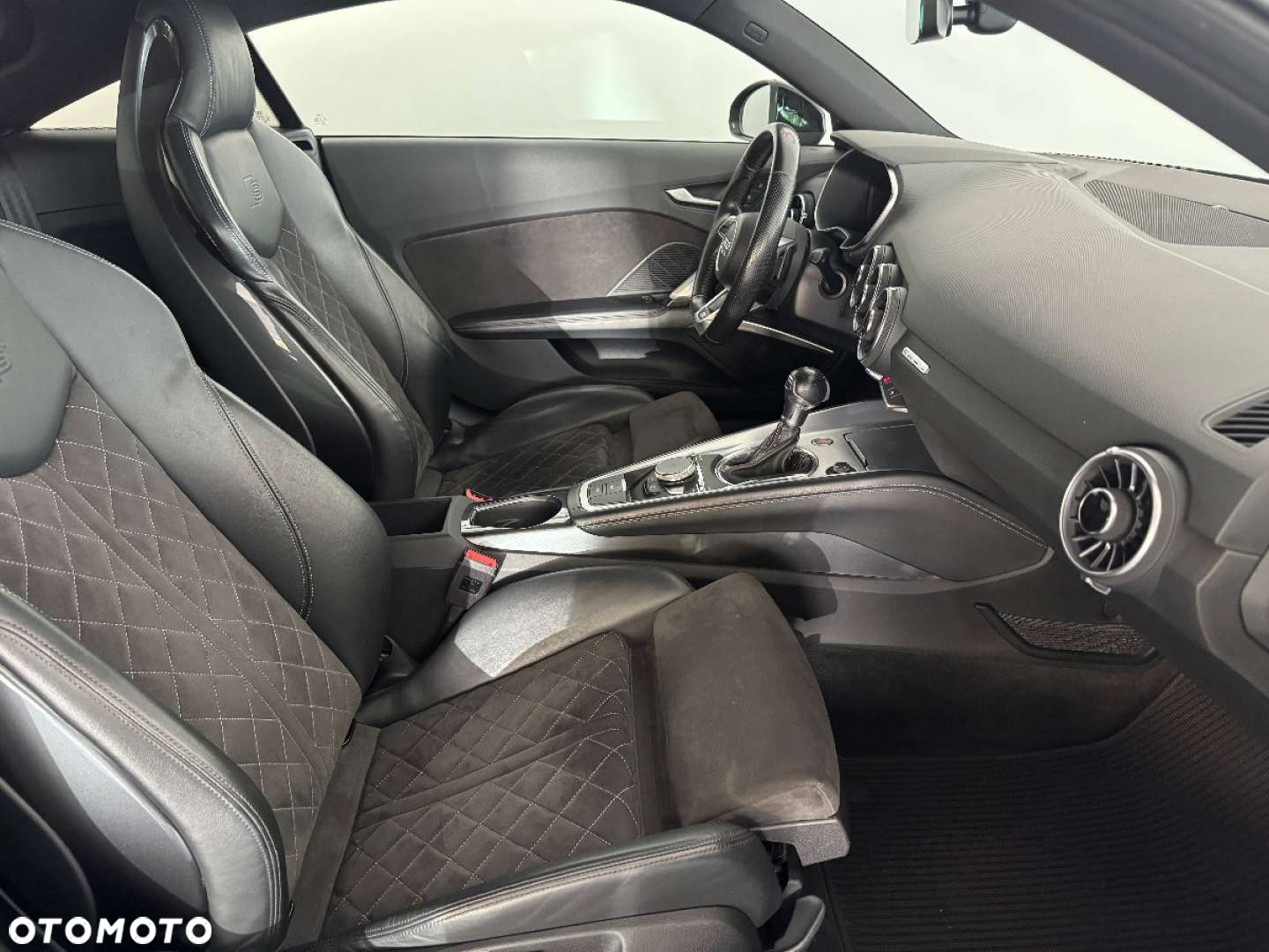 Audi TT Coupé - 21