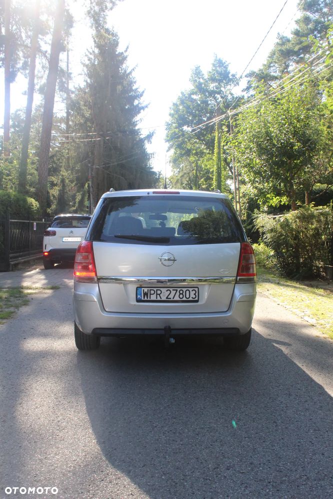 Opel Zafira 1.9 CDTI Enjoy - 4