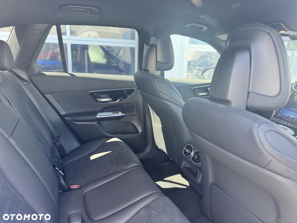 Mercedes-Benz GLC 220 d mHEV 4-Matic AMG Line - 13