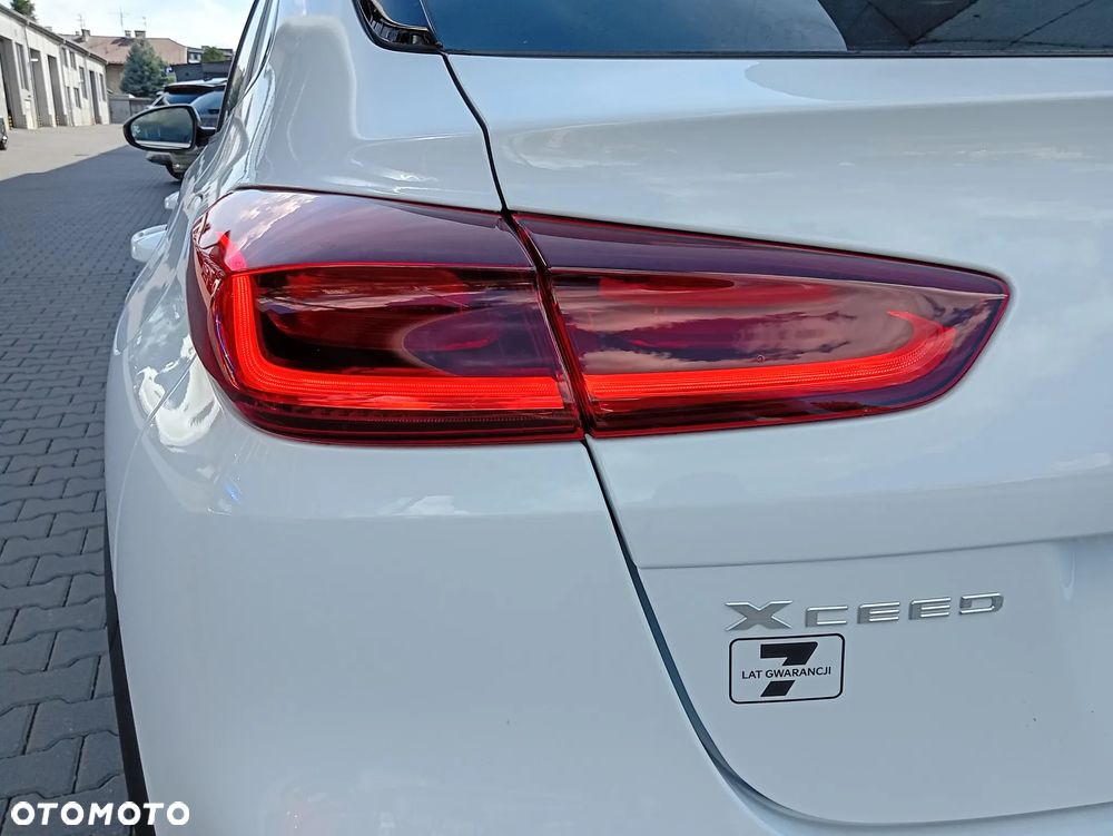 Kia XCeed 1.6 T-GDI M DCT - 15