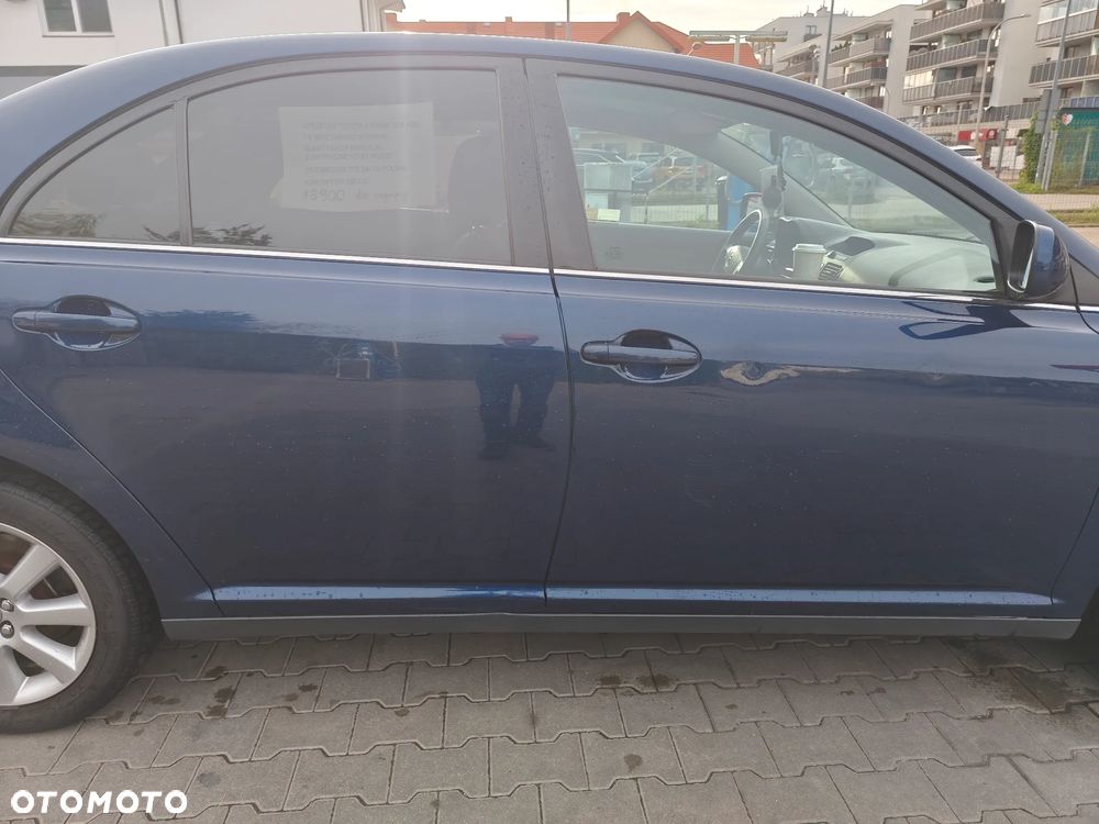 Toyota Avensis 1.6 VVT-i Luna - 9