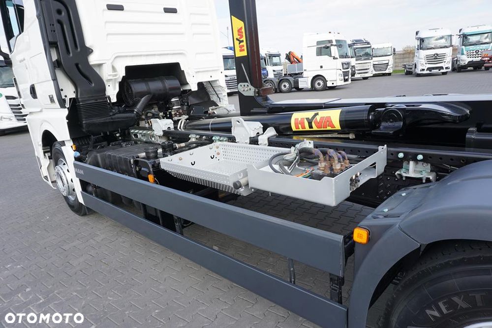 MAN TGX / 26.470 / E 6 / GM / HAKOWIEC HYVA / OŚ SKRĘTNA / RETARDER - 10
