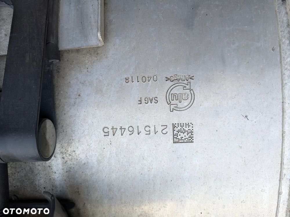 ZBIORNIK PALIWA RENAULT GAMA T 330 L 80CM Z ŁAPAMI - 3