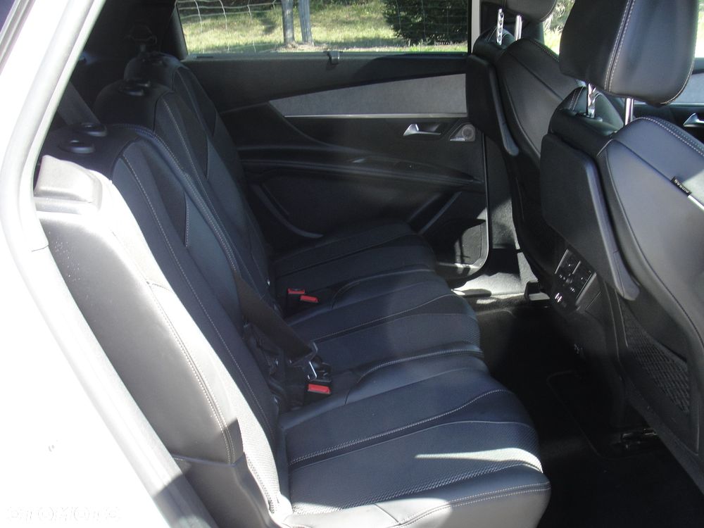 Peugeot 5008 PureTech 180 EAT8 Stop & Start GT - 10