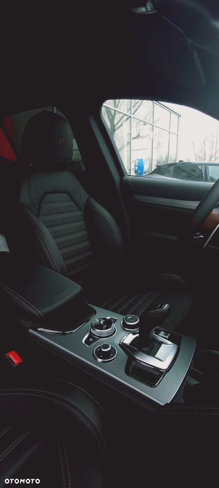 Alfa Romeo Stelvio 2.2 JTDM Intensa Q4 - 18